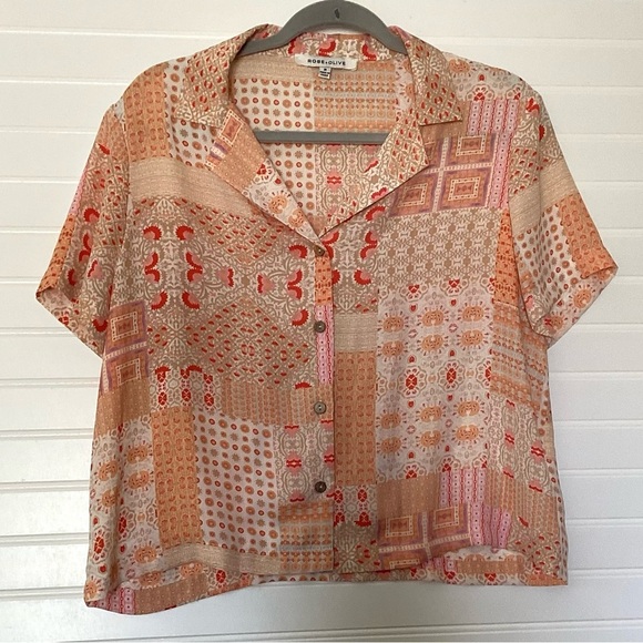 Rose & Olive orange & Tan Patchwork Print Crop ButtonUp Blouse Top Size Medium - Picture 1 of 9